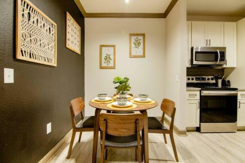 Apartamento Relaxing Suite With Free Parking, Fast Wifi