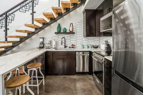 Quantum Tiny Loft At East End Revitalized