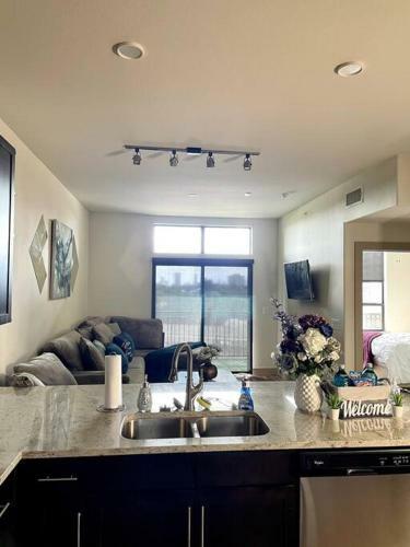 Apartamento Couple's Retreat In Midtown, Htx