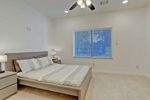 Your Gem Townhome In Tx Medical Center
