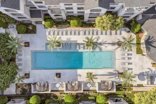 Apartamento Cosmopolitan Apt W/pool,parking,kingbed/ Walk2 Nrg