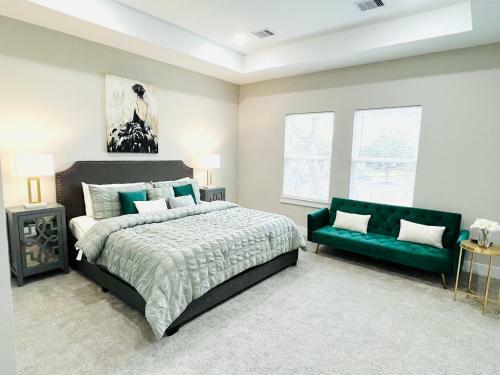 Upcoming Houston Down 3 Bedroom Brand New Listing