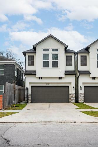 Upcoming Houston Down 3 Bedroom Brand New Listing