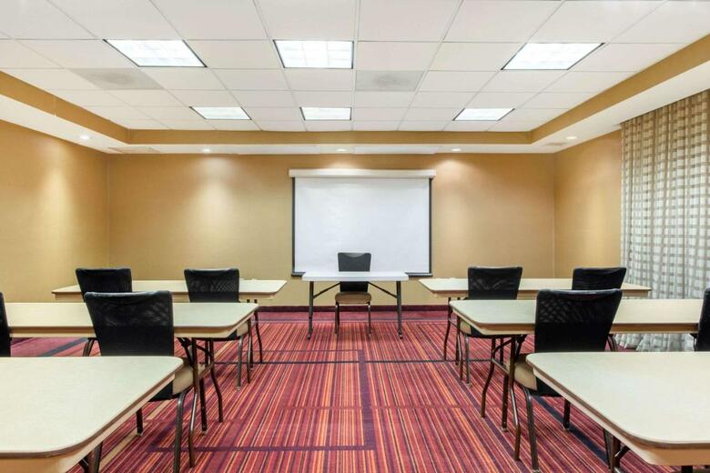 Hotel La Quinta Inn & Suites Raleigh Cary