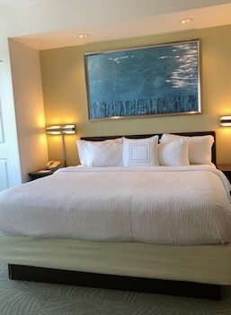 Hotel Springhill Suites Newark International Airport