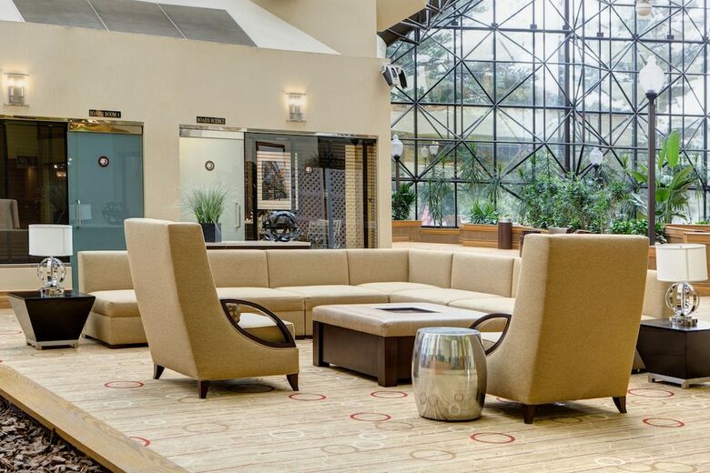Hotel Doubletree By Hilton Newark