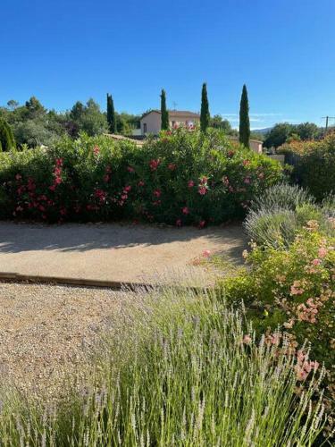 Villa Proche D'uz�s-n�mes Et Avignon Avec Piscine Priv�e