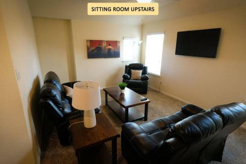 Rosenberg, Richmond, Katy, 2 Story, 10 Beds - Coopers Hill