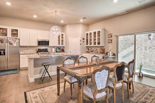Chic Rowlett Retreat With Views - Walk To Lake!
