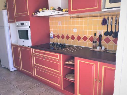 Hostal Gite Anduze Le Clos Des Cigales