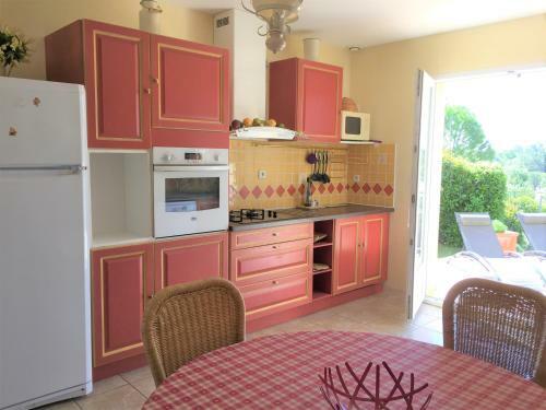Hostal Gite Anduze Le Clos Des Cigales