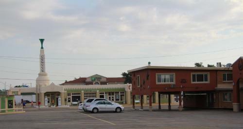 Western Motel