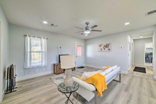 Modern Rockport Home, 1 Mi To Holiday Beach!