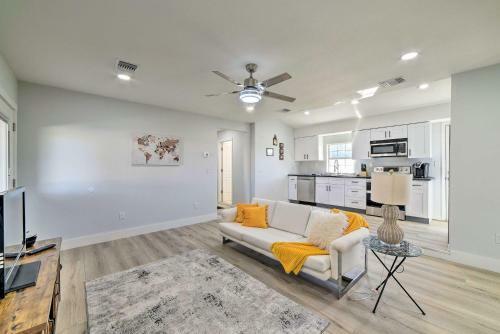 Modern Rockport Home, 1 Mi To Holiday Beach!