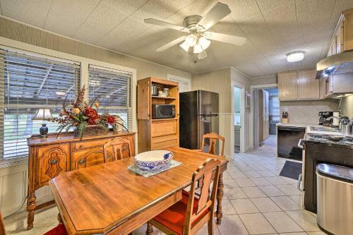 Fishermans Paradise Rockport Home With Patio!