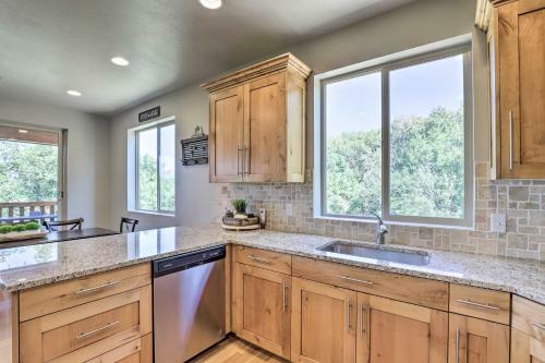 Spacious Resort Cabin In Manti-la Sal Mtns!