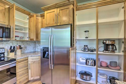 Spacious Resort Cabin In Manti-la Sal Mtns!