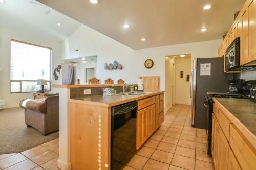 Rvv 4a4 - Beautiful 3 Bed Two And A Half Bath Home Near Pool