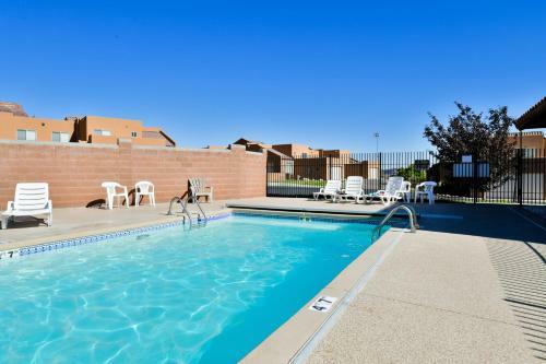 Rvv 4a4 - Beautiful 3 Bed Two And A Half Bath Home Near Pool