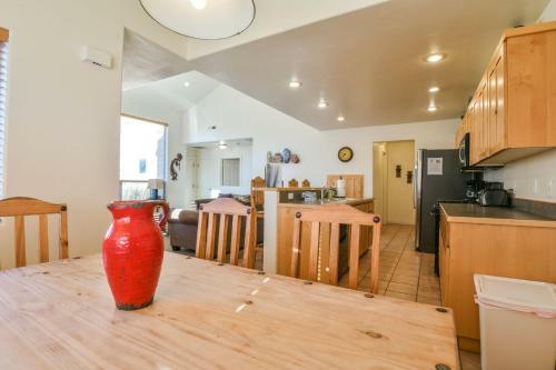 Rvv 4a4 - Beautiful 3 Bed Two And A Half Bath Home Near Pool