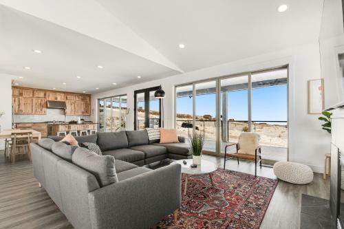 Blue Views Bungalow