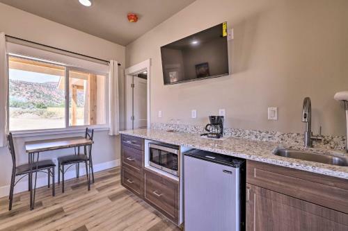 Quiet Kanab Home With Panoramic Views And Porch!