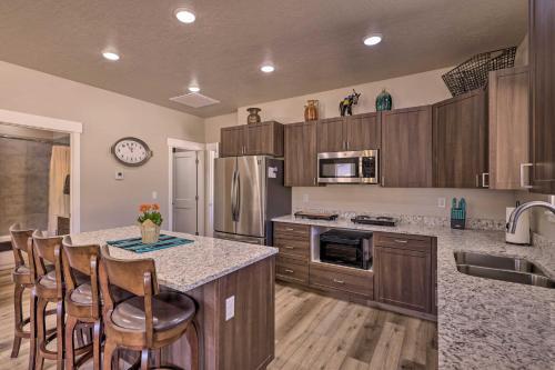 Quiet Kanab Home With Panoramic Views And Porch!