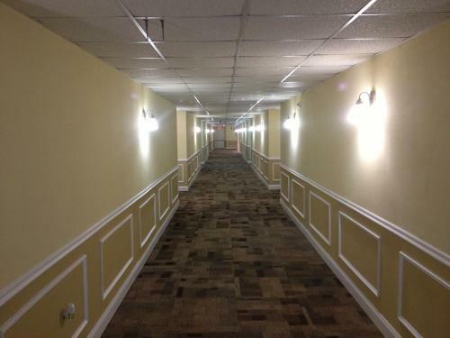 Hotel Biscayne Suites