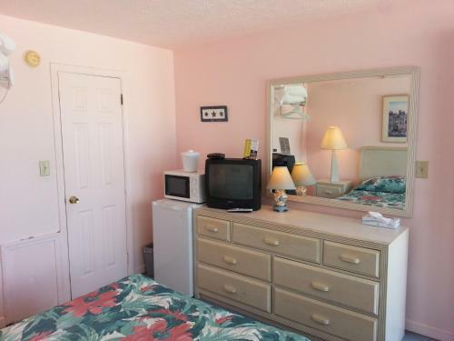 Sandbox Motel