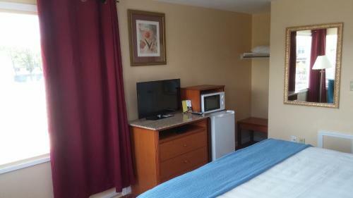 Sandbox Motel