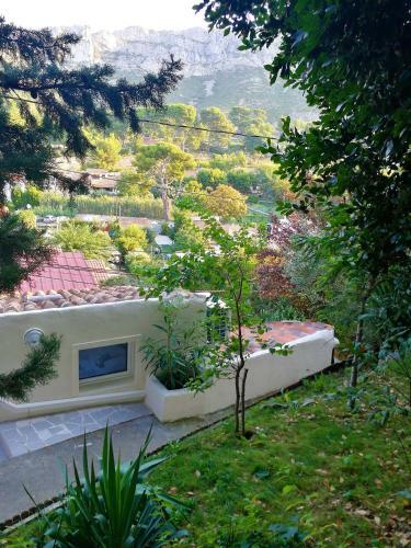 Bed & Breakfast Petite Maison Dans Le Parc National Des Calanques