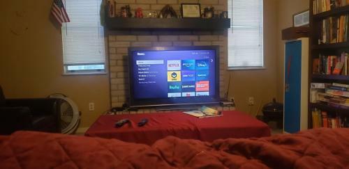 Cool AC Video Games And Streaming Near Base And Bus Stop!