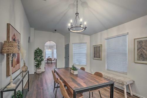 Stylish San Antonio Home Less Than 2 Mi From Seaworld