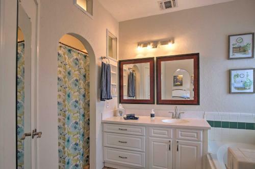 Charming San Antonio Home Less Than 2 Mi To Seaworld!