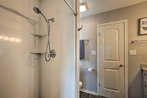 Charming San Antonio Home Less Than 2 Mi To Seaworld!