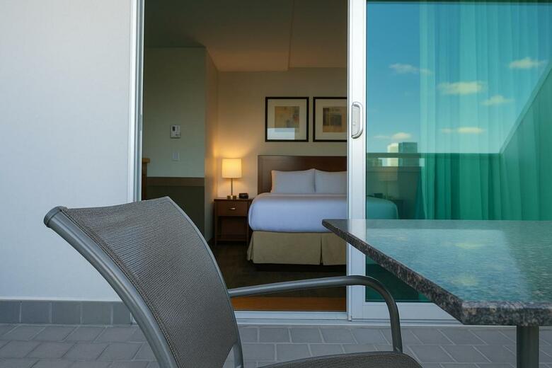 Lic Manhattan View Hotel