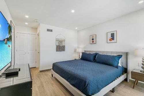 Fully Renovated Beachfront Villa With Picture Perfect Ocean Views