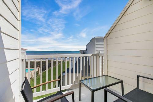 Fully Renovated Beachfront Villa With Picture Perfect Ocean Views