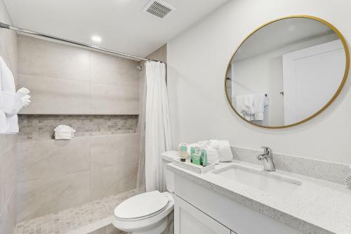 Fully Renovated Beachfront Villa With Picture Perfect Ocean Views