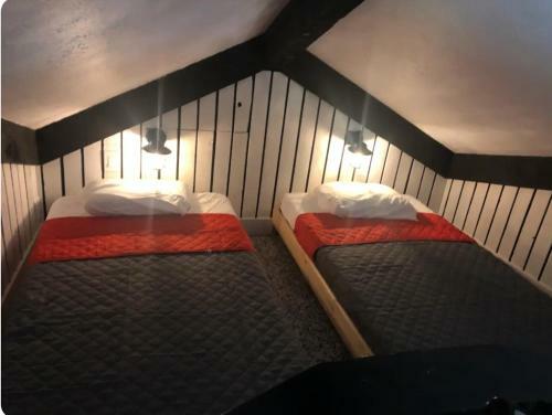 Swiss Cottage Ski And Summer Retreat