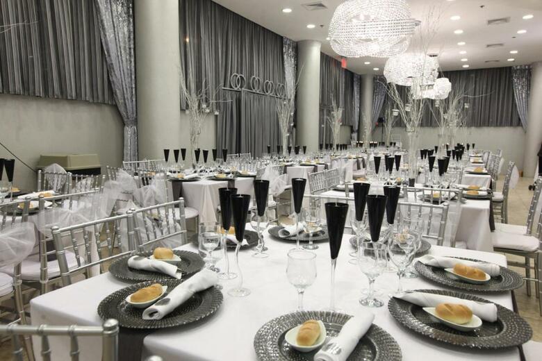Pointe Plaza Hotel