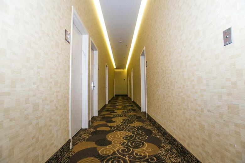 Pointe Plaza Hotel
