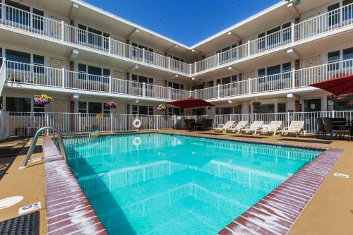 Motel Esplanade Suites