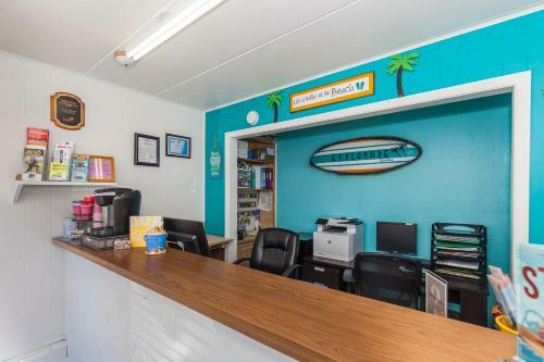 Motel Esplanade Suites