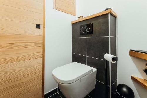 Superb Apartment For 8 People In Meg�ve