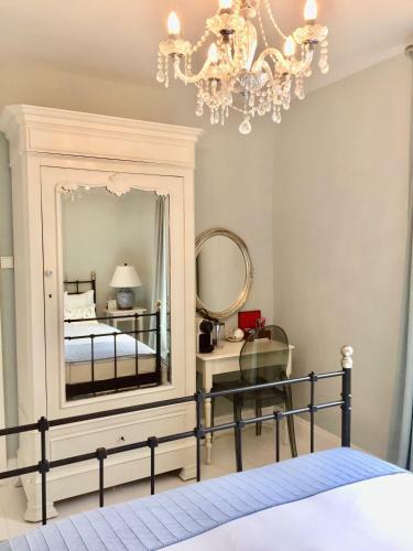 Bed & Breakfast Maison Hirondelles H�tes