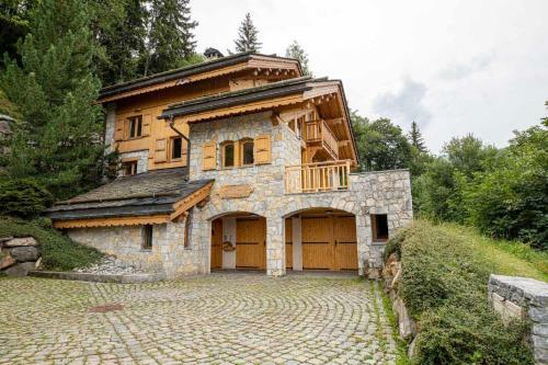 Chalet Mira Belum Jacuzzi Parking Priv�