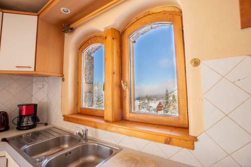 Chalet Mira Belum Jacuzzi Parking Priv�