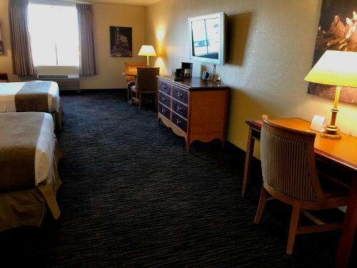 Gold Strike Hotel & Casino