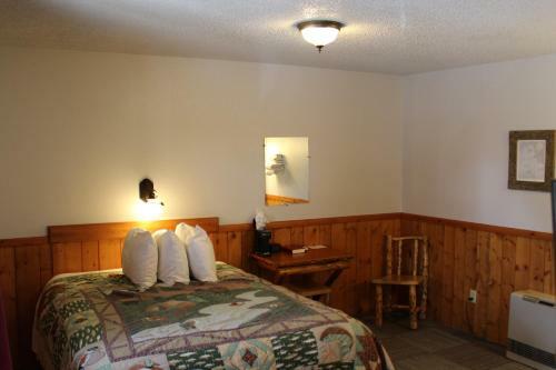 Alpine Motel Of Cooke City